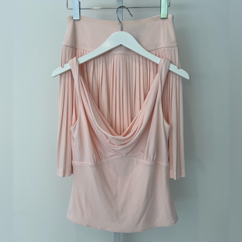 BILL BLASS LIGHT PINK SET TOP SIZE 2 & PLEATED SKIRT SIZE 4